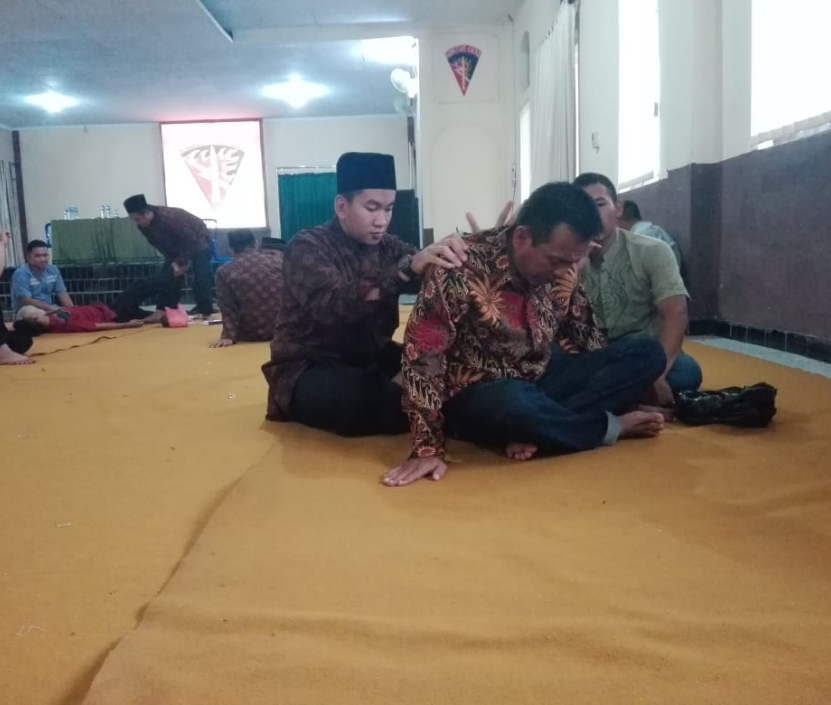 Foto Pengobatan Intensif